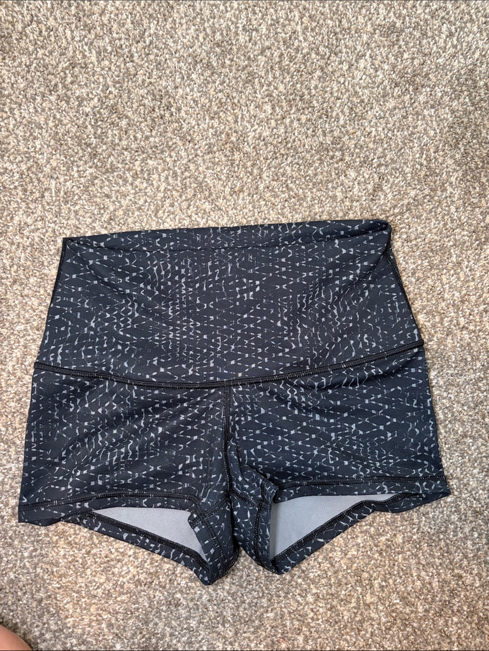 Lululemon Boogie Shorts (Roll Down) 6